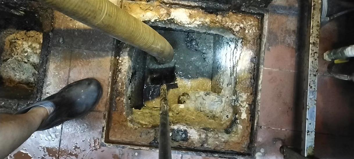 镇宁化油池清理-污水池清掏